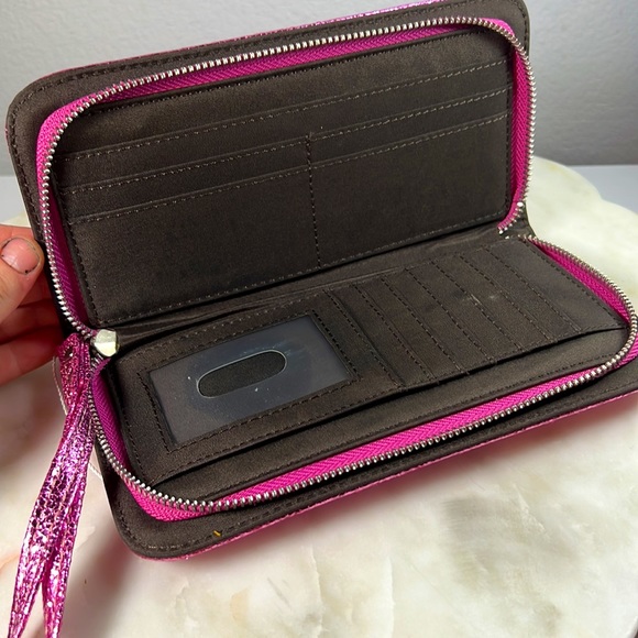 American Bling Pink metallic wallet - Picture 6 of 16